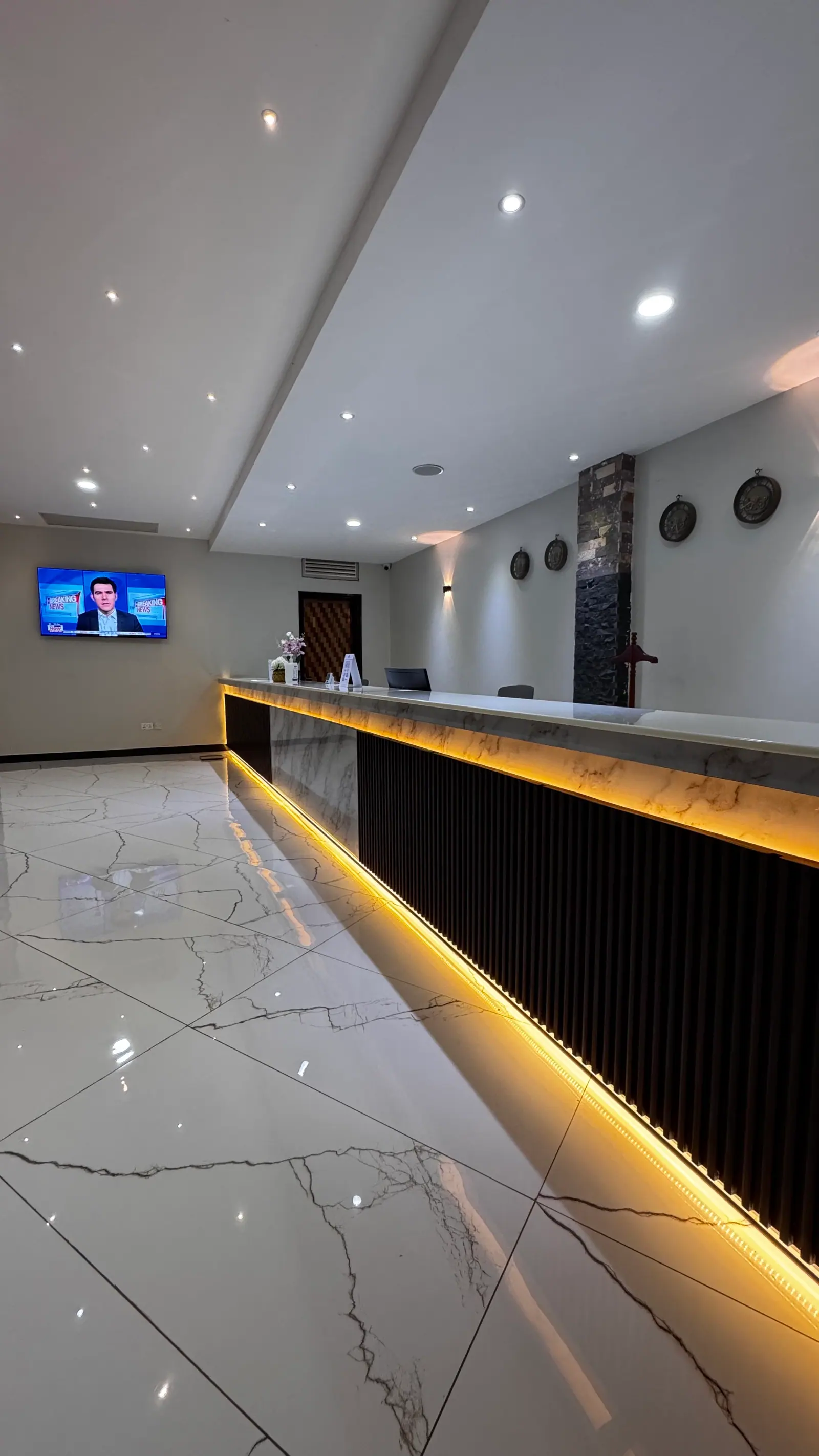 The lobby and reception at Nexus Resorts Hotel Plus